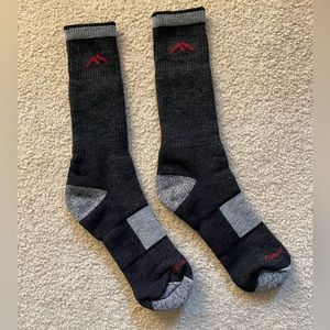 Darn Tough Cushion Socks (M)